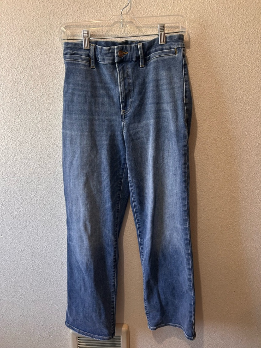Women's Straight Leg Jeans